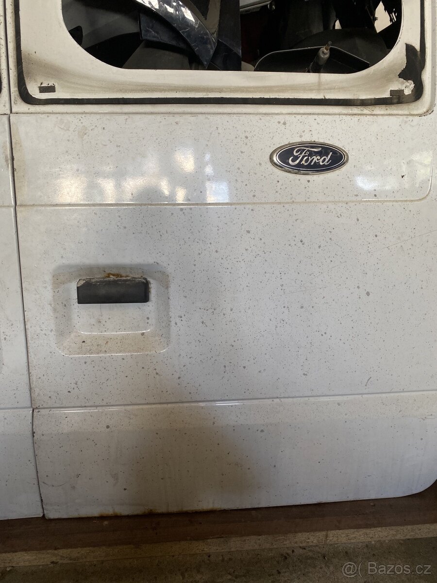 zadní dvere Ford Transit - 2