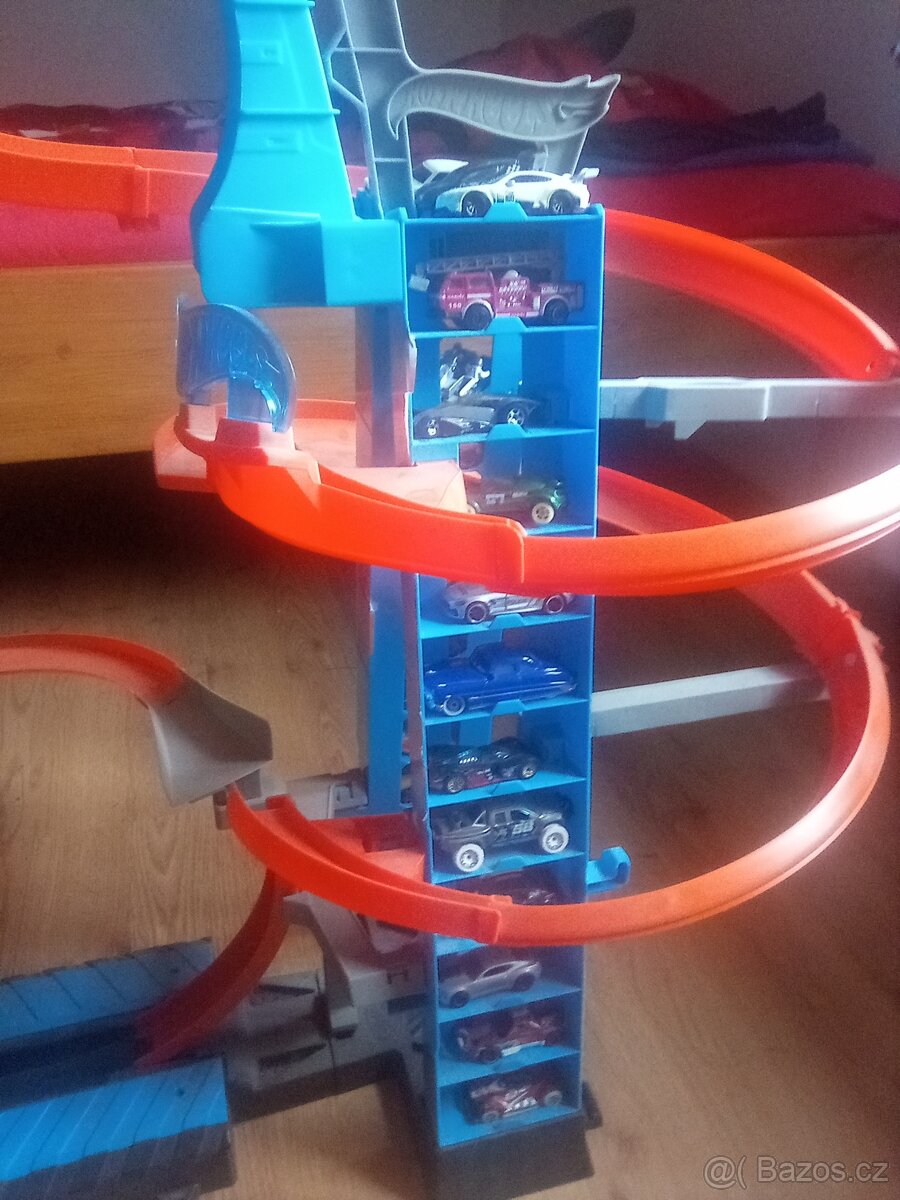 Hot wheels věž - 2