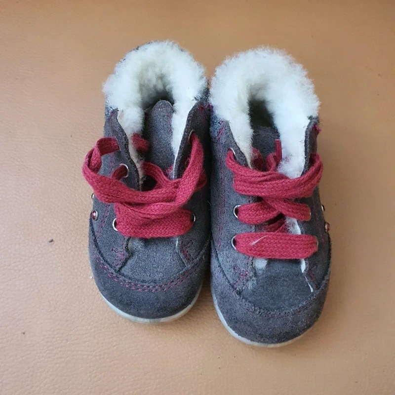 Dětské zimní kotníkové boty. - 2