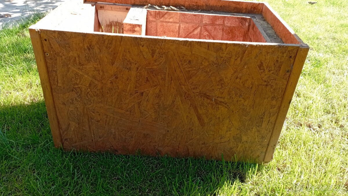 Zateplená psí bouda - 2