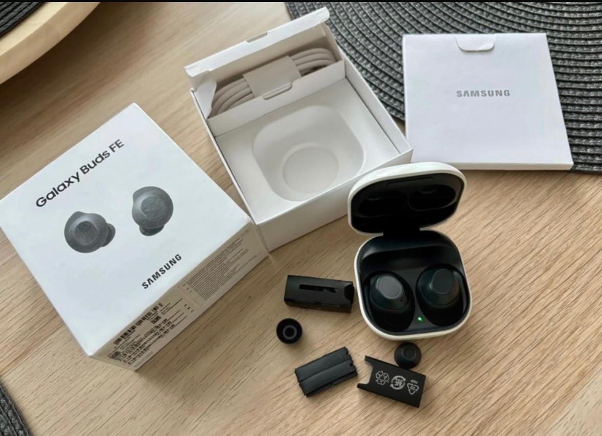Sluchátka GALAXY BUDS FE SAMSUNG - 2