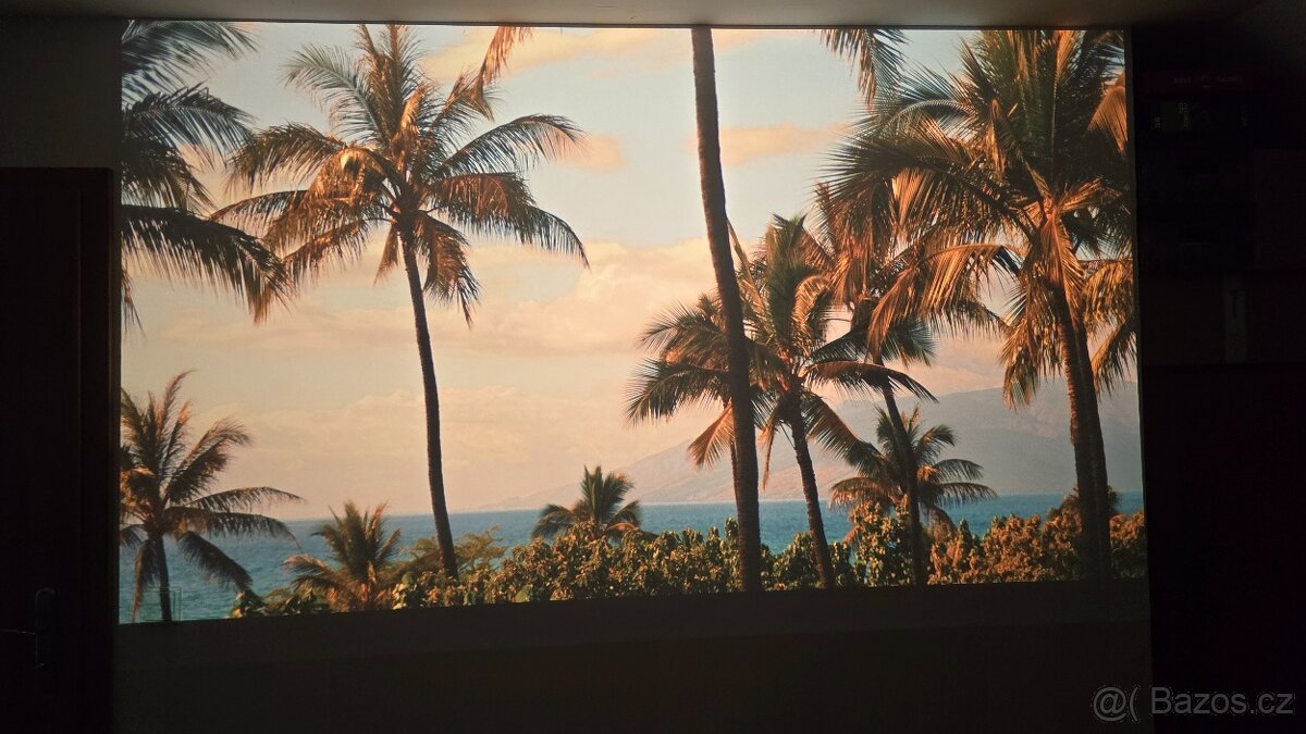 Viewsonic PX700HD - 2