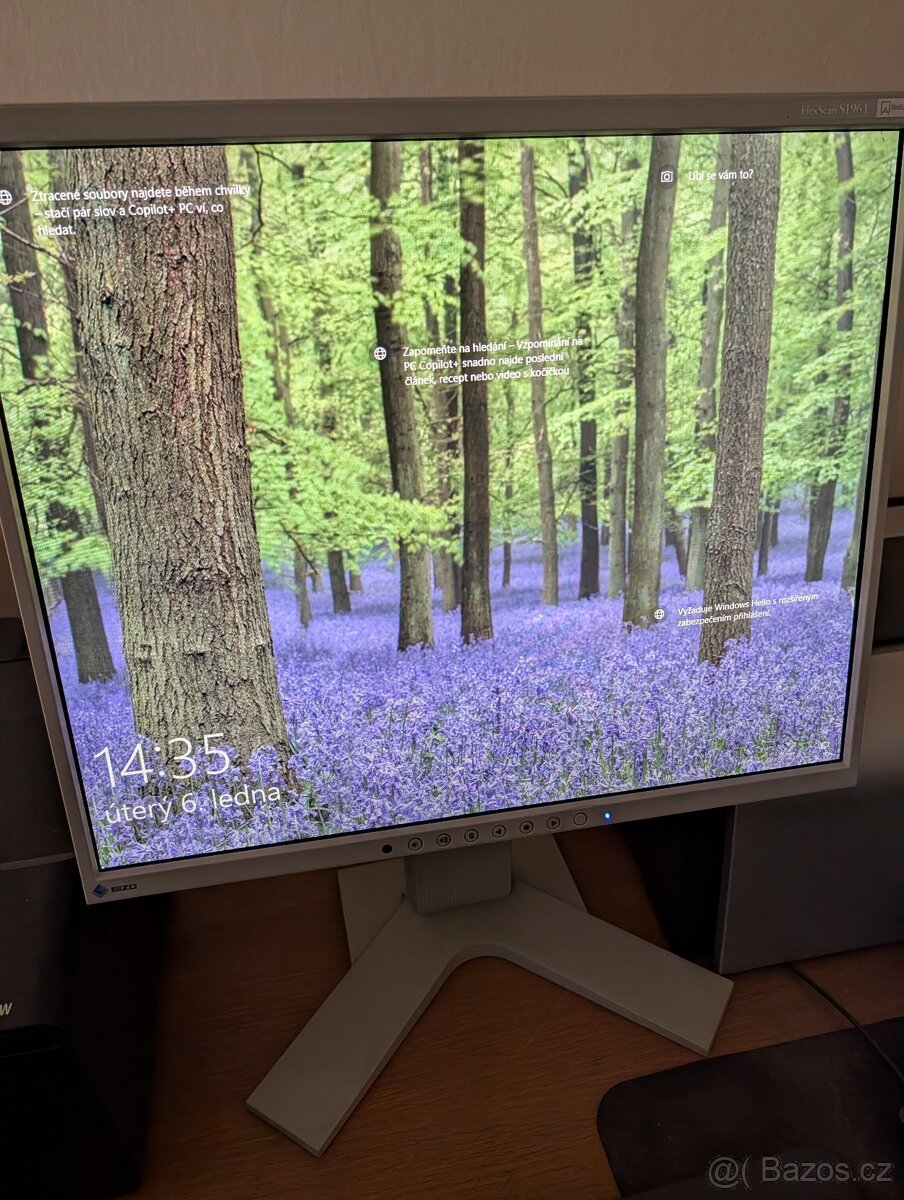 EIZO FlexScan S1961 / 10 bit panel, automatické podsvícení - 2