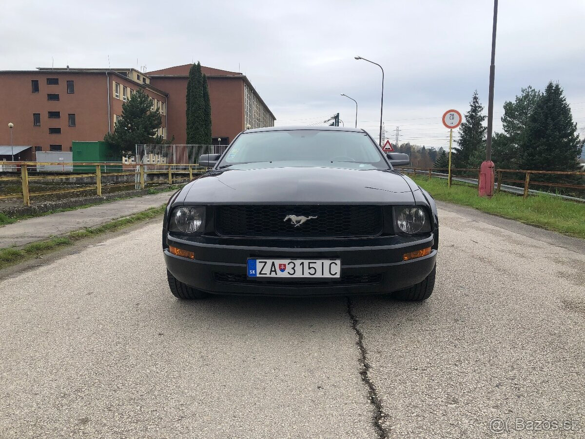 Ford Mustang - 2