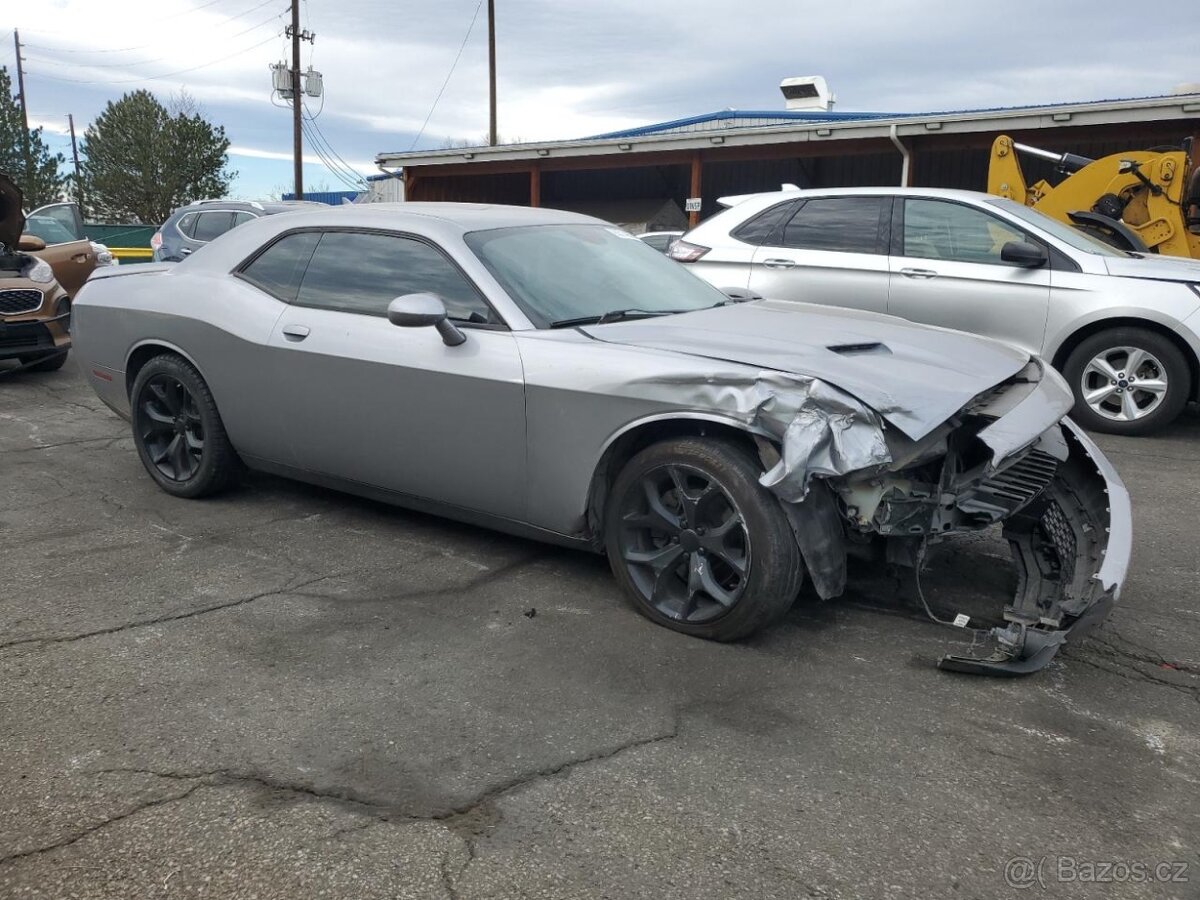 Dodge Challenger - náhradní díly - 2