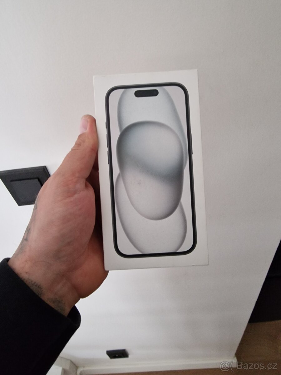 iPhone 15 128gb - 2