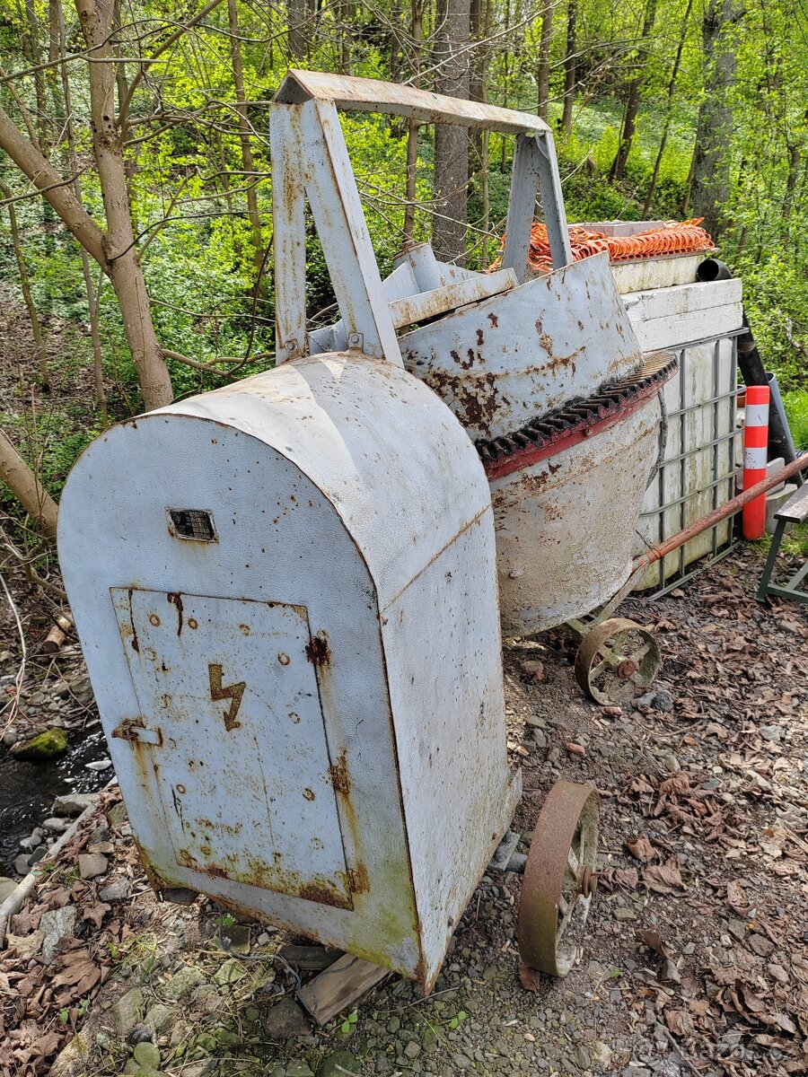 Míchačka na beton - 2