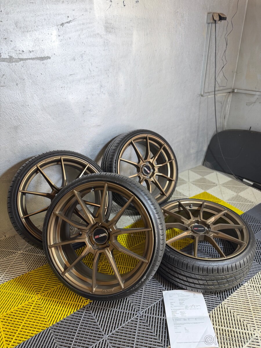Motec mcr2 ultralight 5x112 r20 - 2