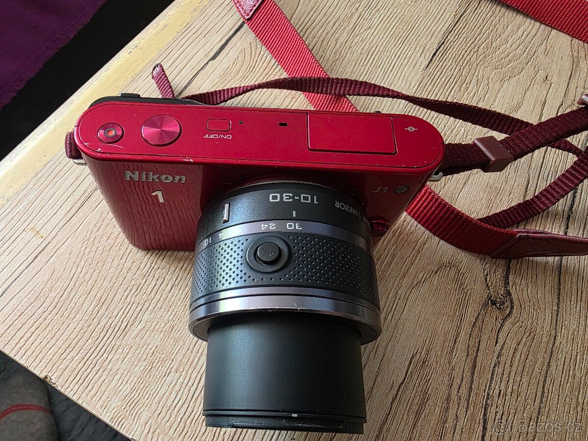 NIKON 1 J1 - 2