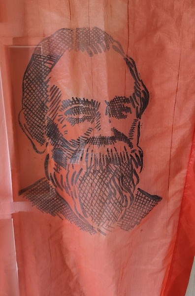 zberateľská vlajka Friedrich Engels - 2