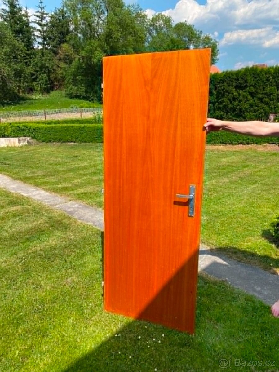 Prodám 2x vnitřní dveře - 2