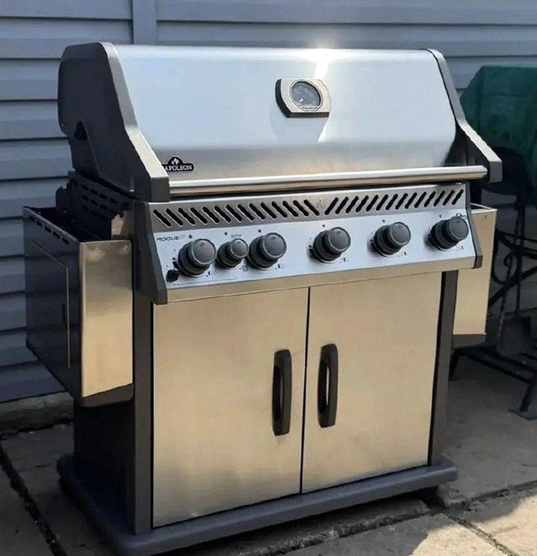 Plynový gril Napoleon Rogue 625 XT - 2