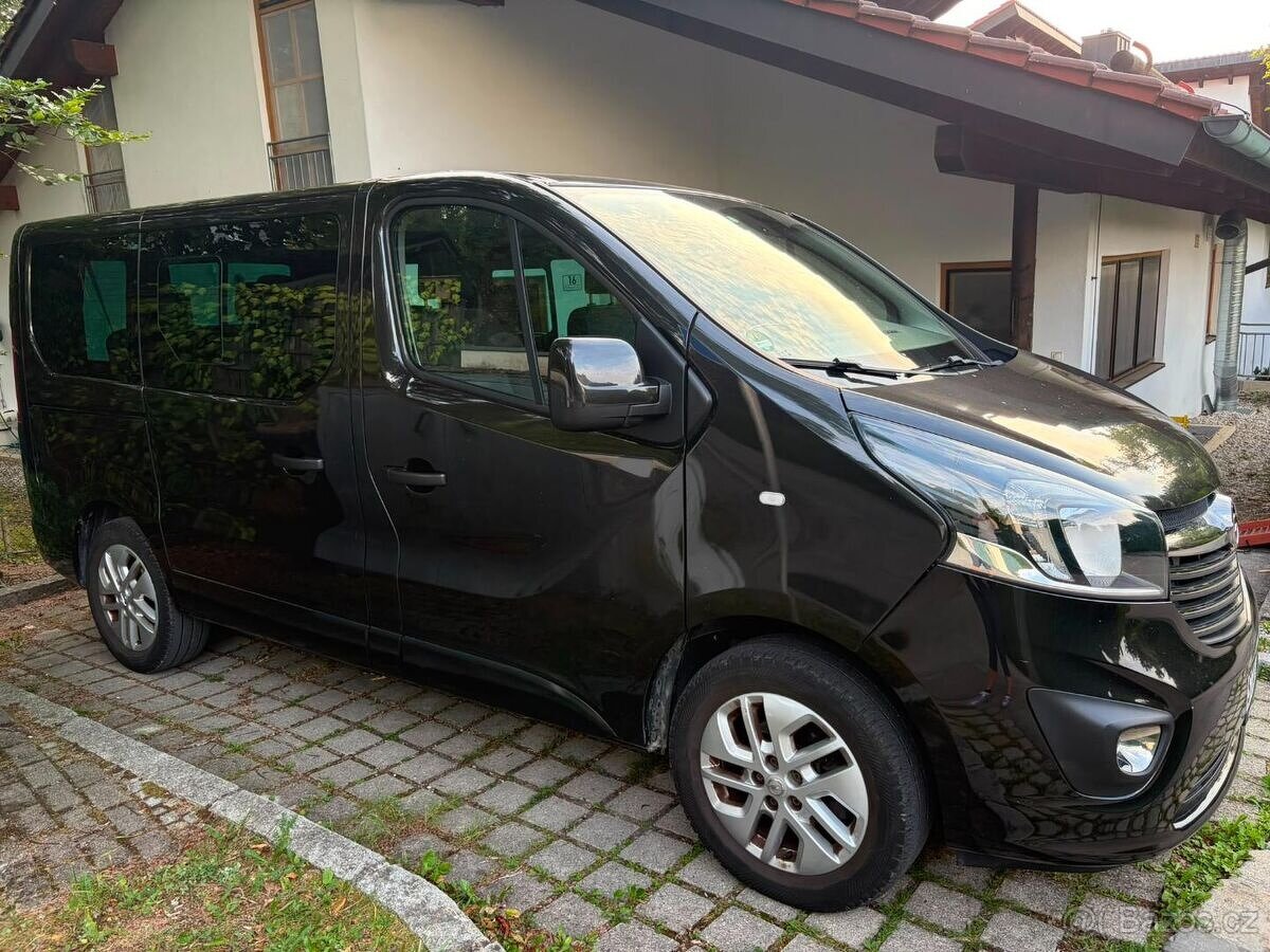 Opel Vivaro, 1.6 CDTI BiTurbo 8MÍST - 2
