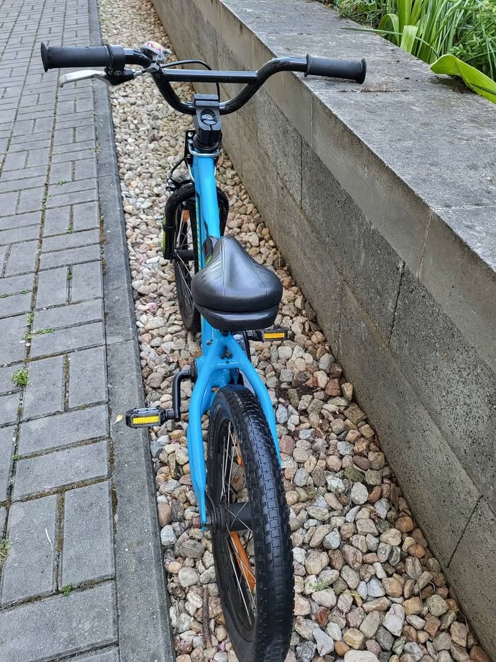 Dětské kolo 16" Specialized - 2