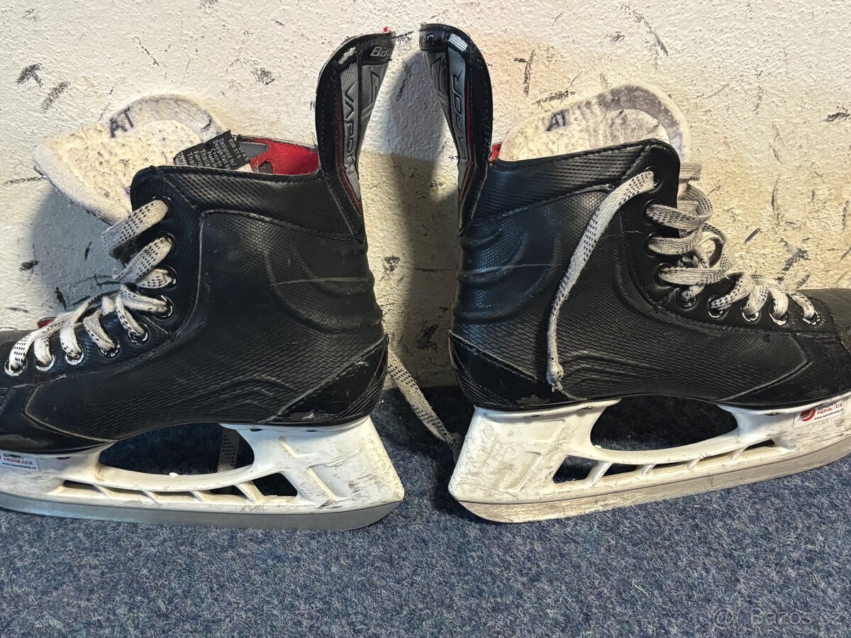 Brusle Bauer Vapor X400 - 2