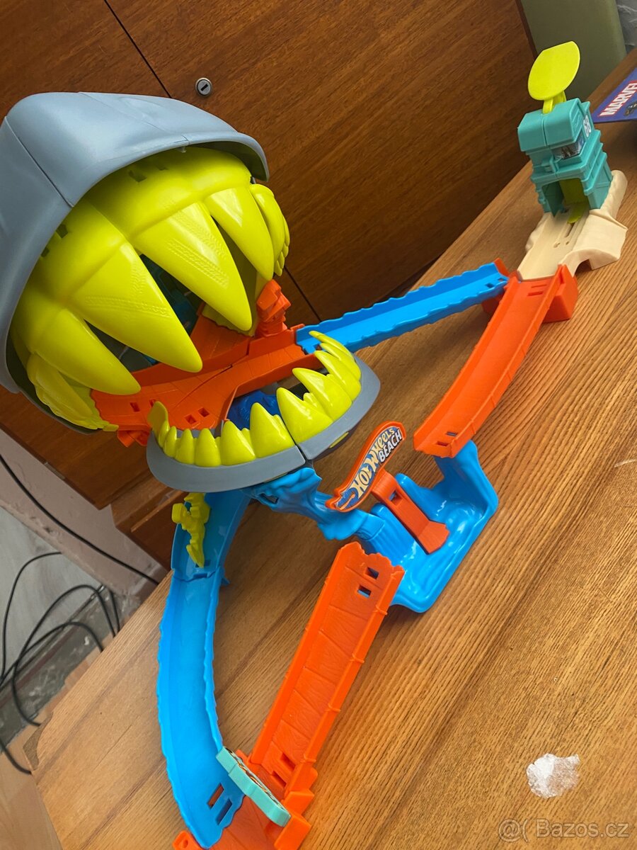 Dětské hračky Hot Wheels a hry pro dospělé - 2