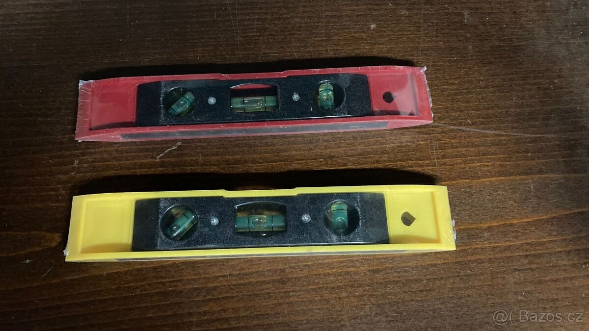 Rovně raz dva Magnetické vodováhy (28 ks) za pakatel - 2