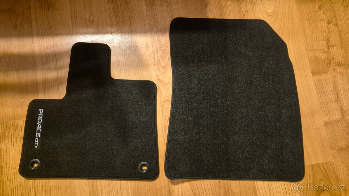 Sada originálních koberců Toyota Proace City Verso - 2