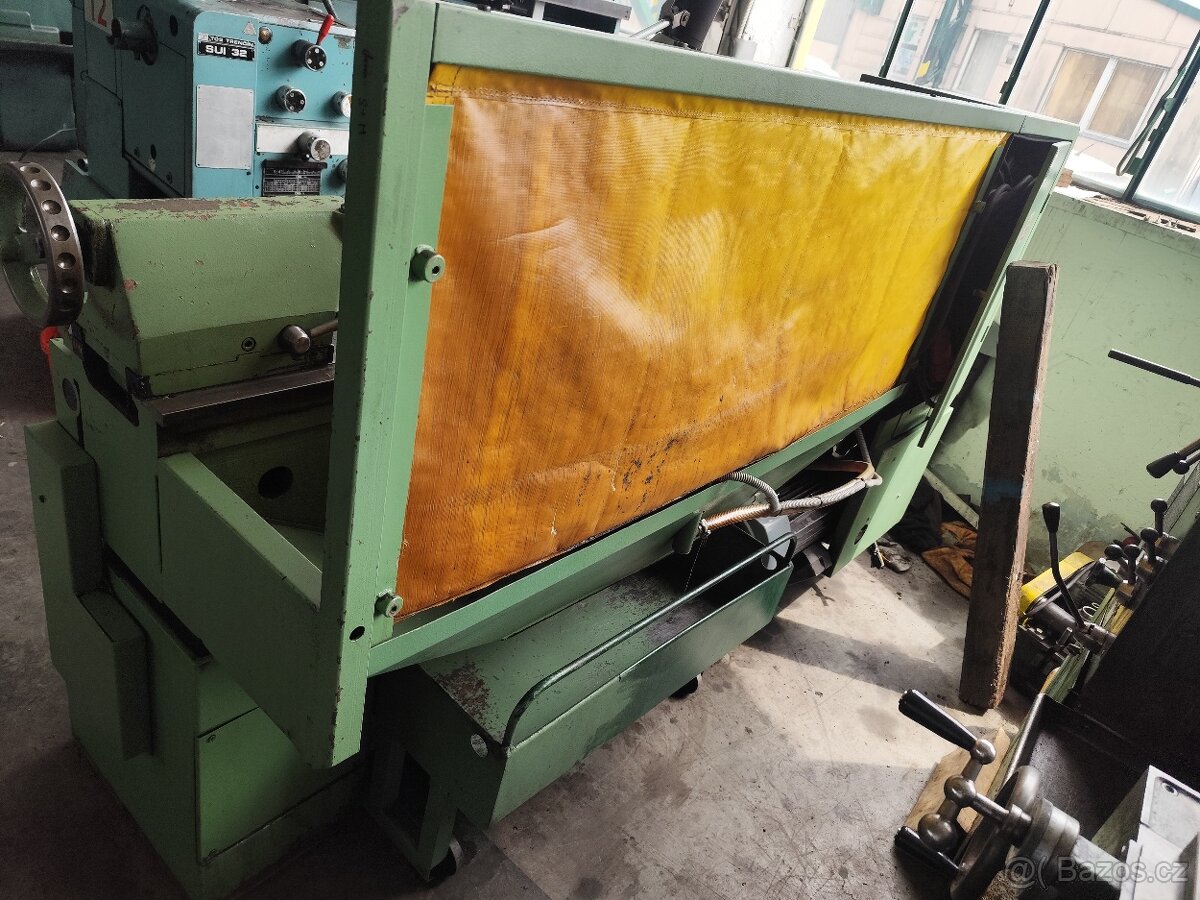 Soustruh SUI 32 A - 2