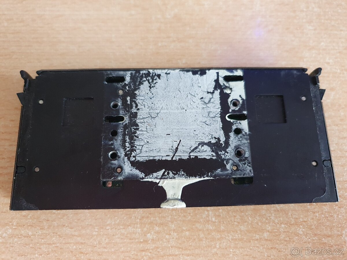 procesor Intel Pentium II - nemám jak otestovat. - 250kč. - 2