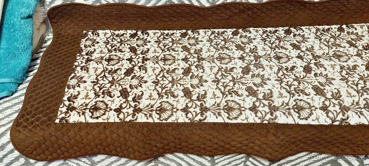 PŘEHOZY NA SEDACÍ SOUPRAVU - CENA ZA VŠECHNY 3 DÍLY - 2