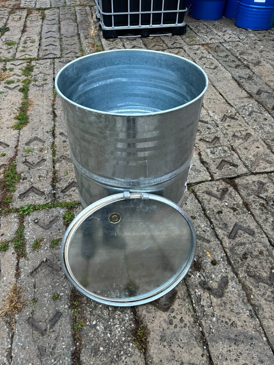 Pozinkované plechové sudy 200L - 2