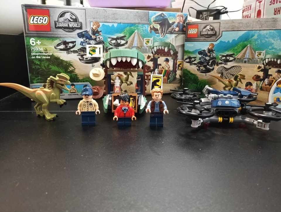 LEGO Jurassic World 75934 Dilophosaurus on the Loose+náv+box - 2