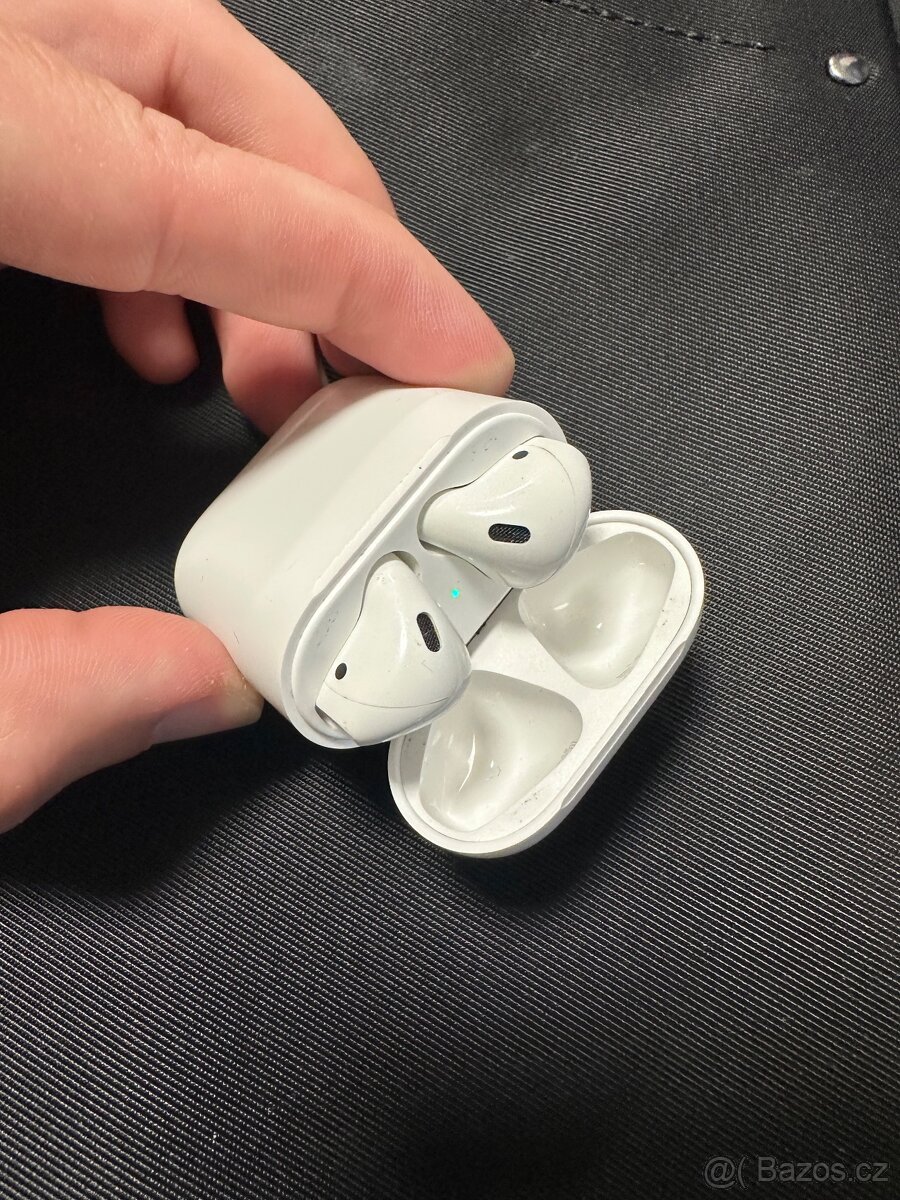 Originální Apple Aipods - 2