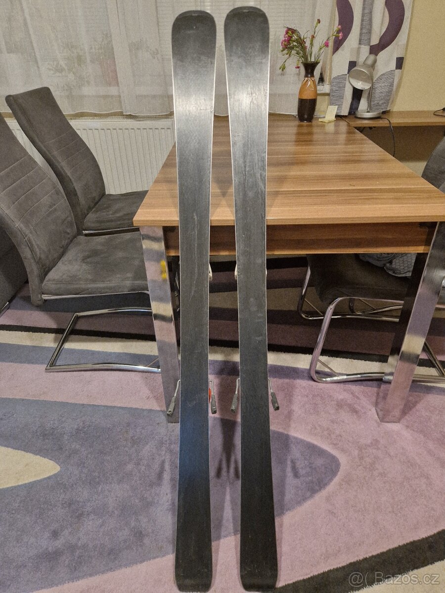 Prodám sjezdové lyže zn. ATOMIC Redster RACE 140 cm - 2