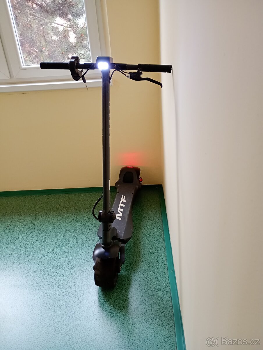 Elektrokolobežka MAX 2 - 2