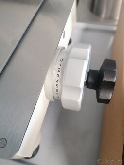 Retro nářezový stroj - 2