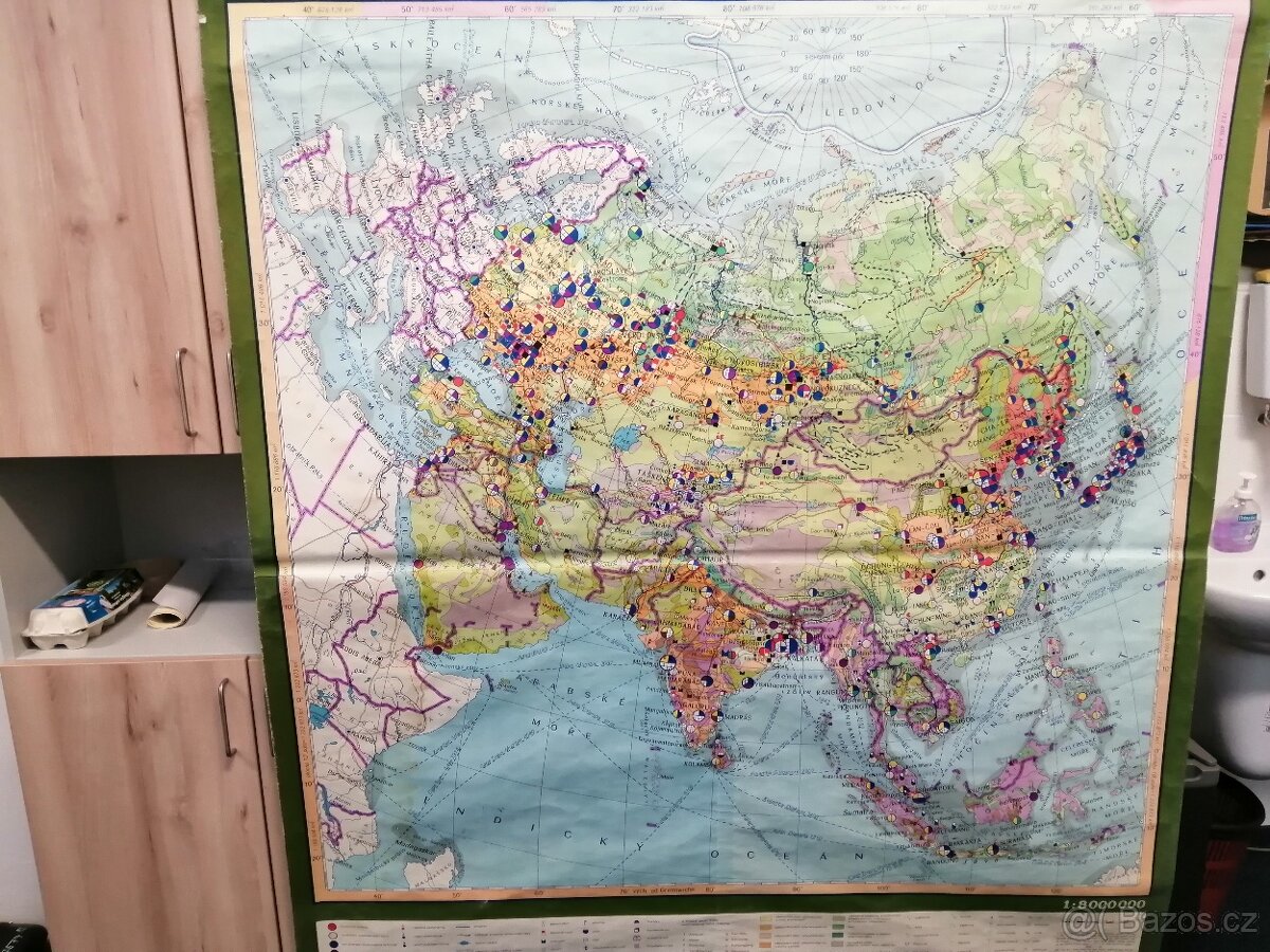 školní mapa Asie hospodářská mapa - 2