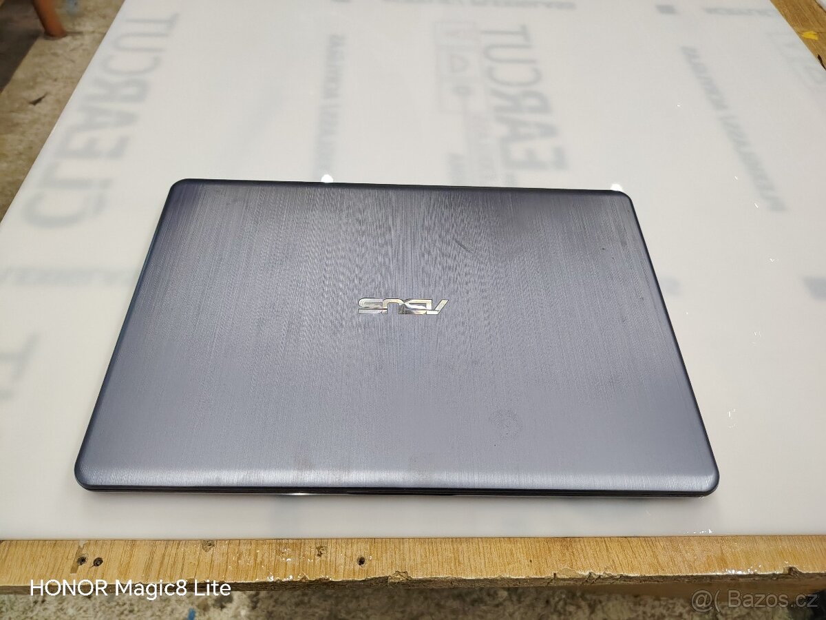 Asus R420M - 2