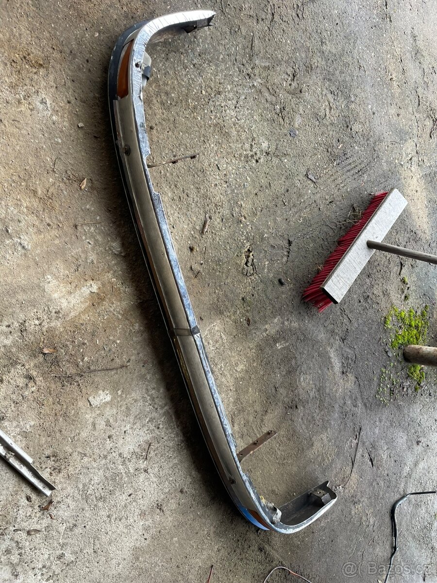 Škoda 100 - nárazník - 2