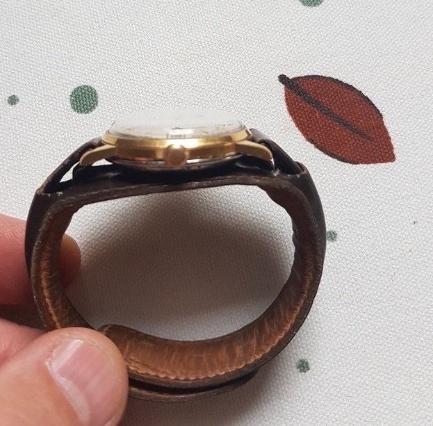 hodinky GUB Glashutte - 2