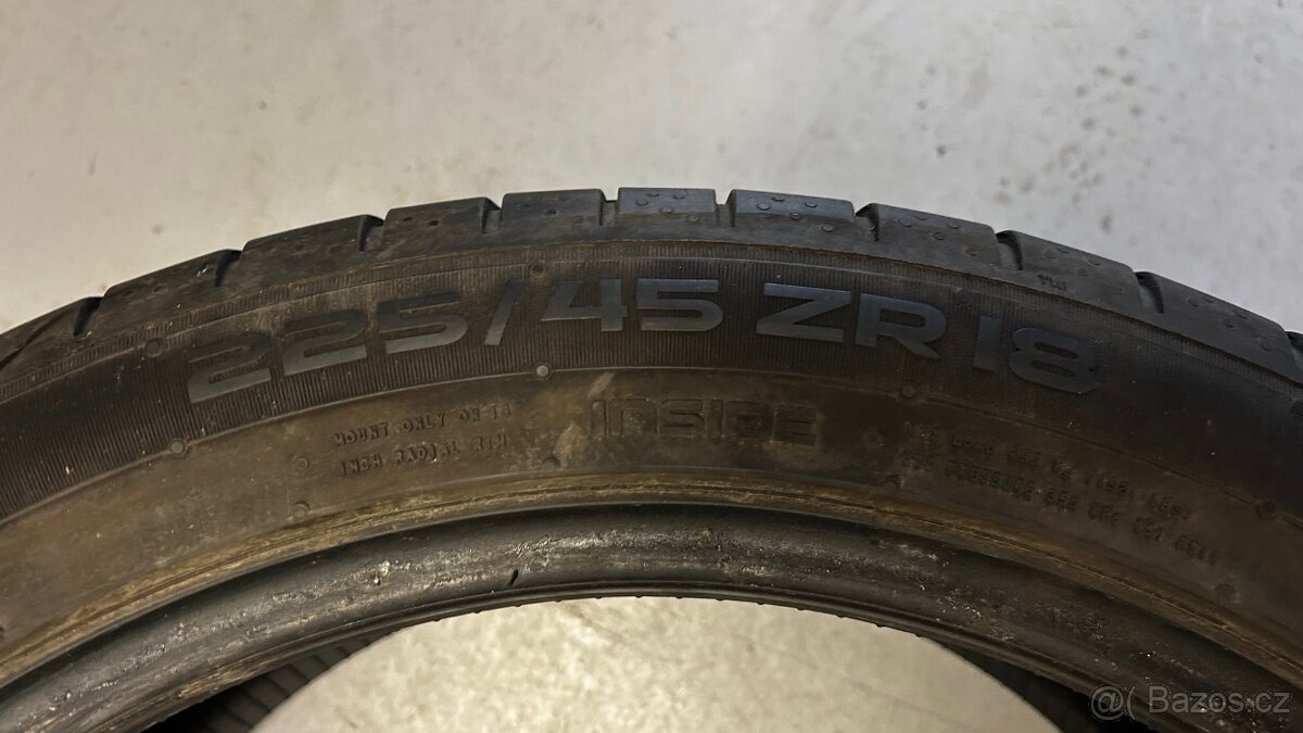 Nokian 225/45 R18 letní - 2