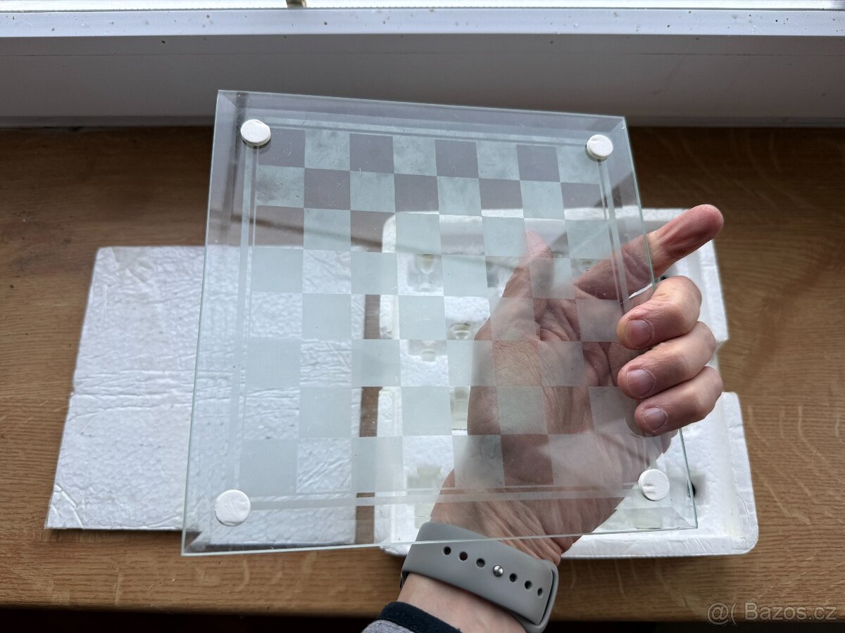 Elegantní skleněné šachy - 2