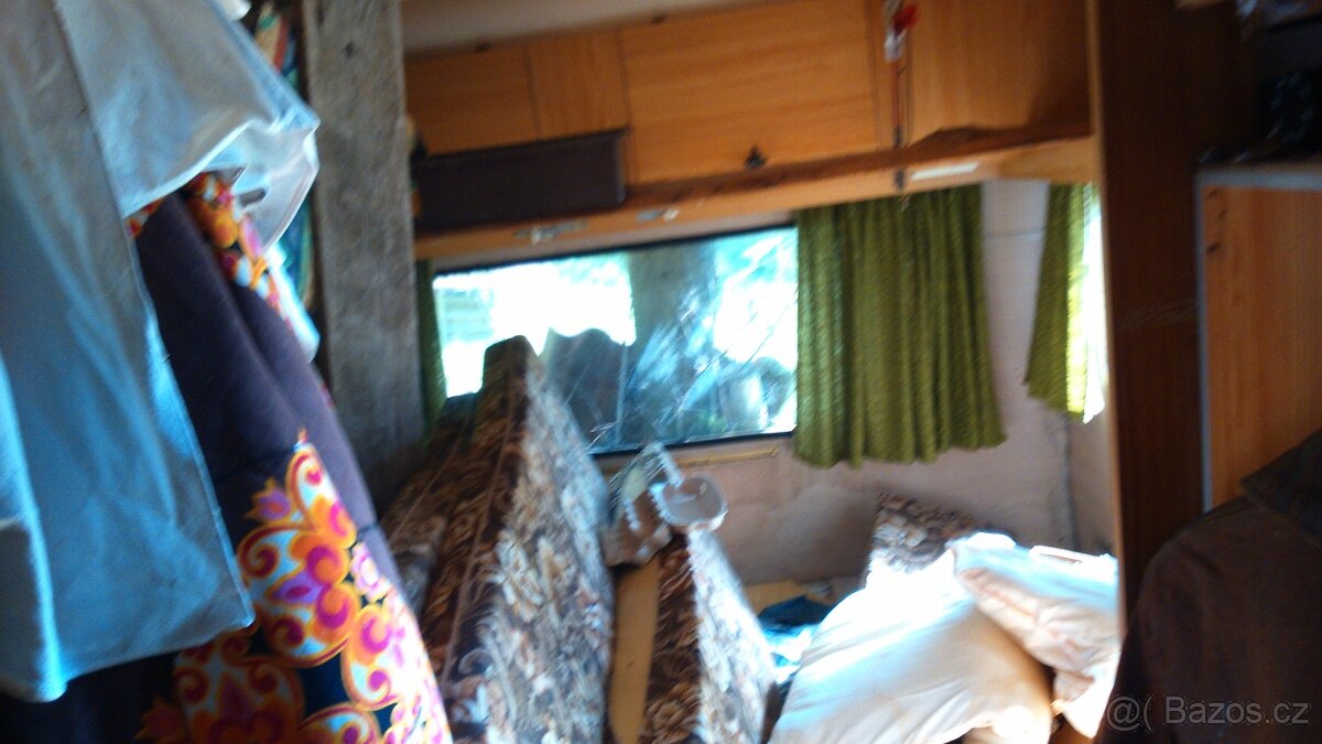 Velký karavan. Jen volat. - 2