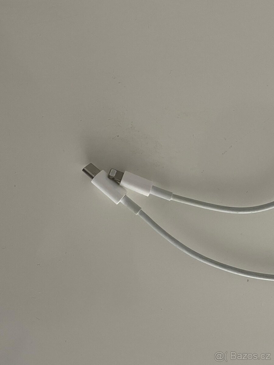 Apple 20W USB-C napájecí adaptér - kabel Lightning - 2