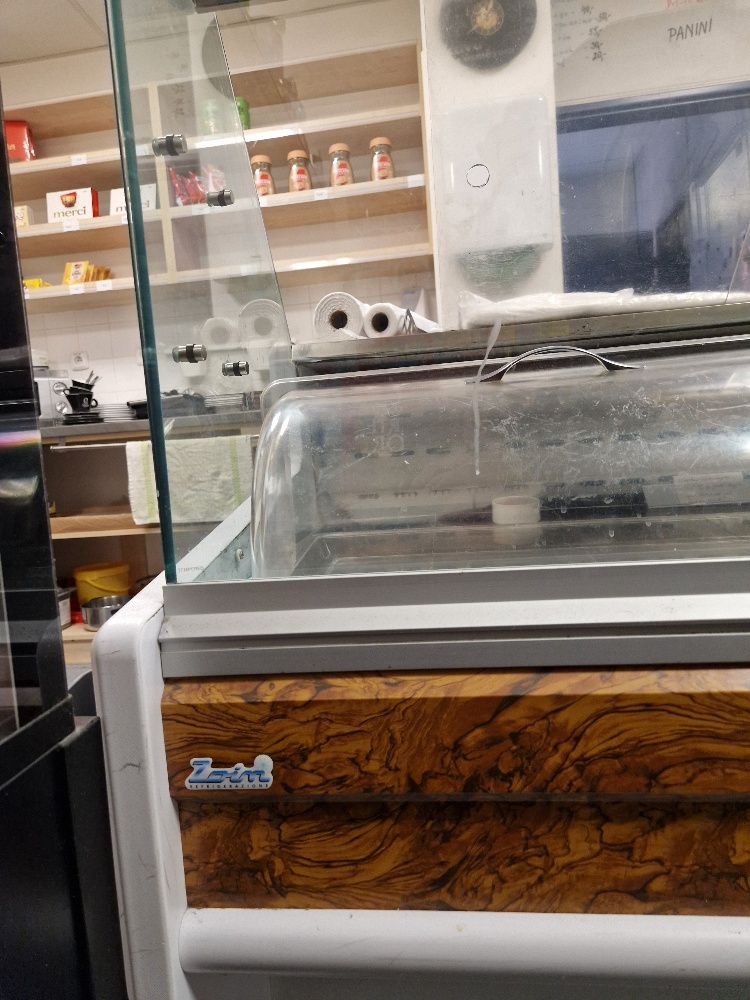 chladící vitrína - 2