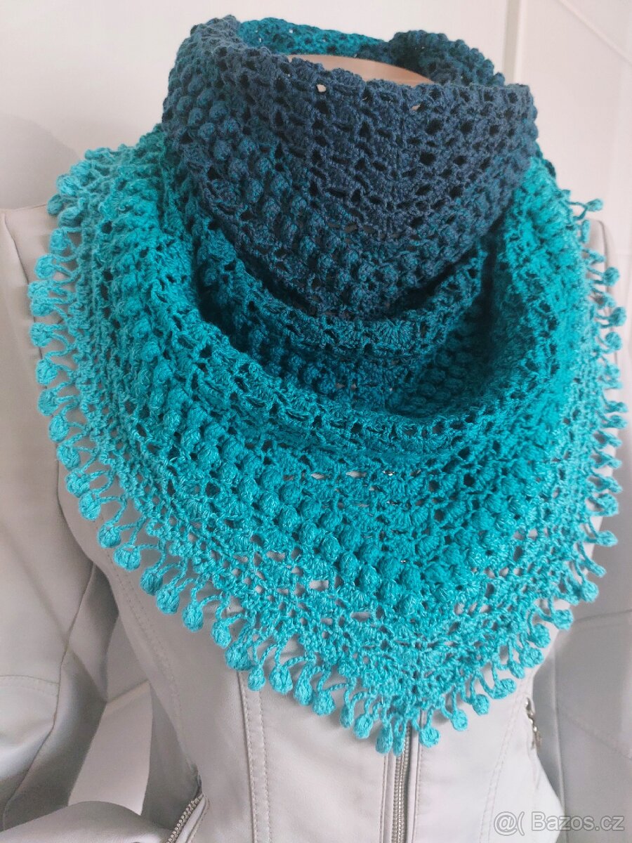 Ručně háčkovaný šátek 1 - 2