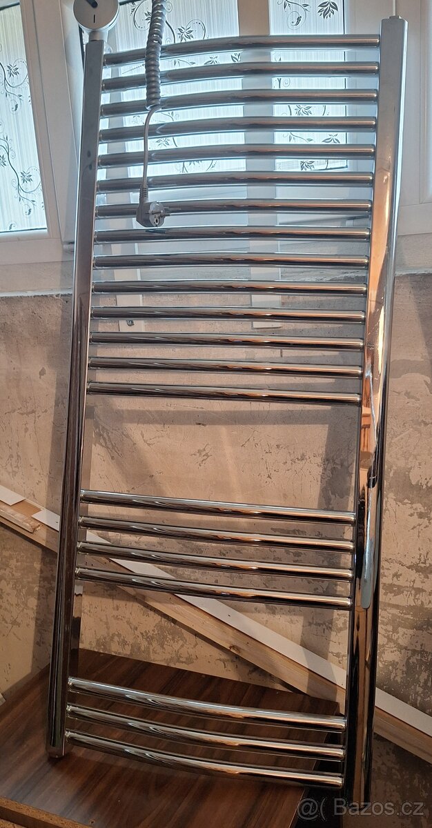Elektrické topení - žebřík / chrom / nový / 50x113 / 300 w - 2