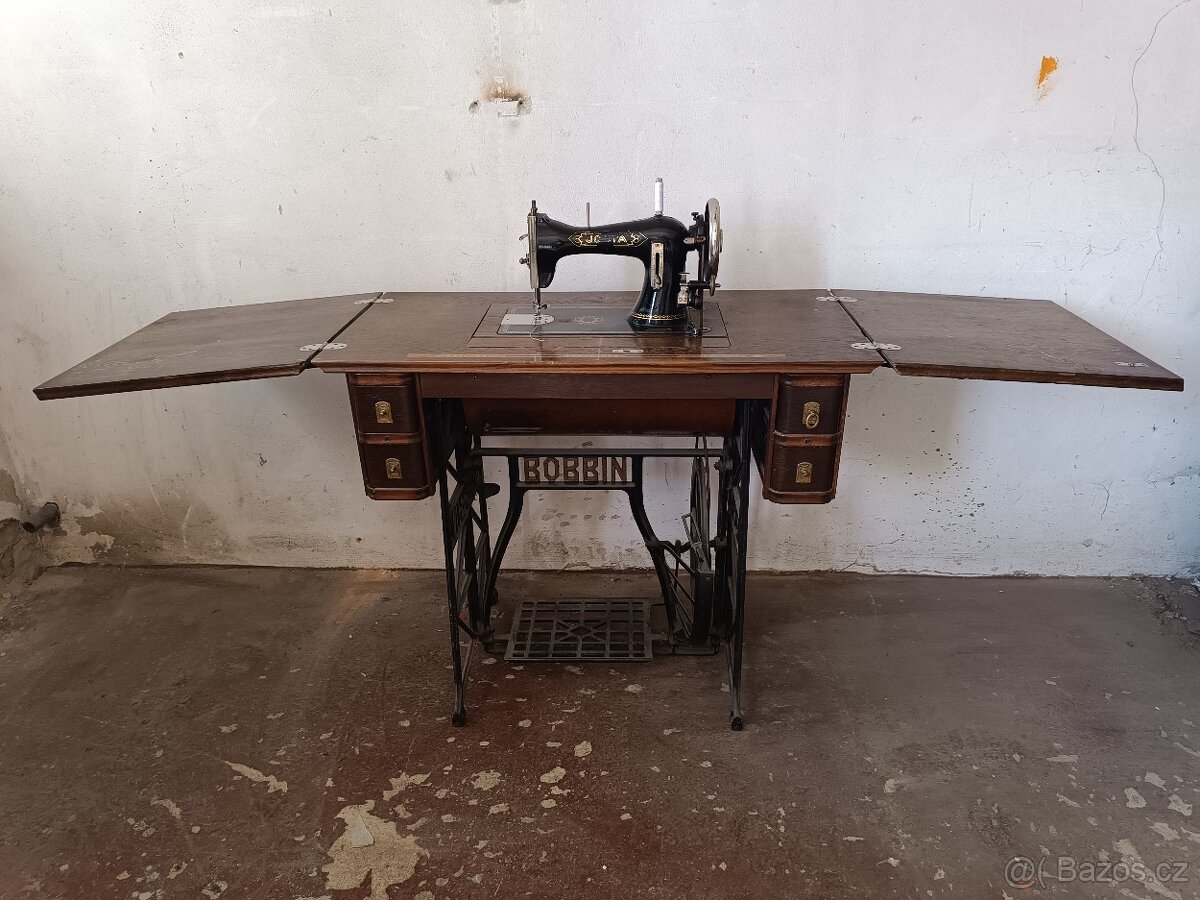 ŠICÍ STROJ BOBBIN - 2