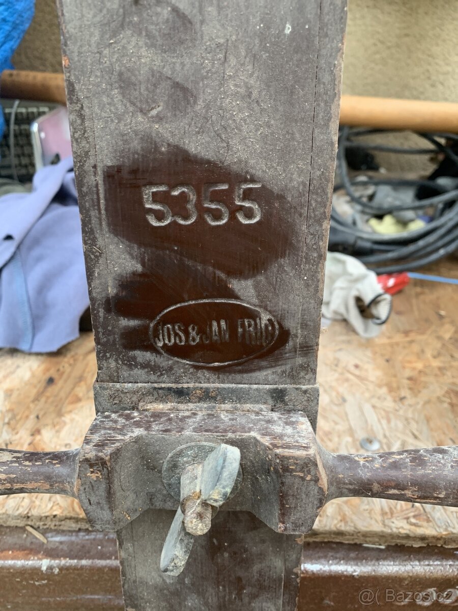 Retro výbava zeměměřičova z 1.republiky - 2