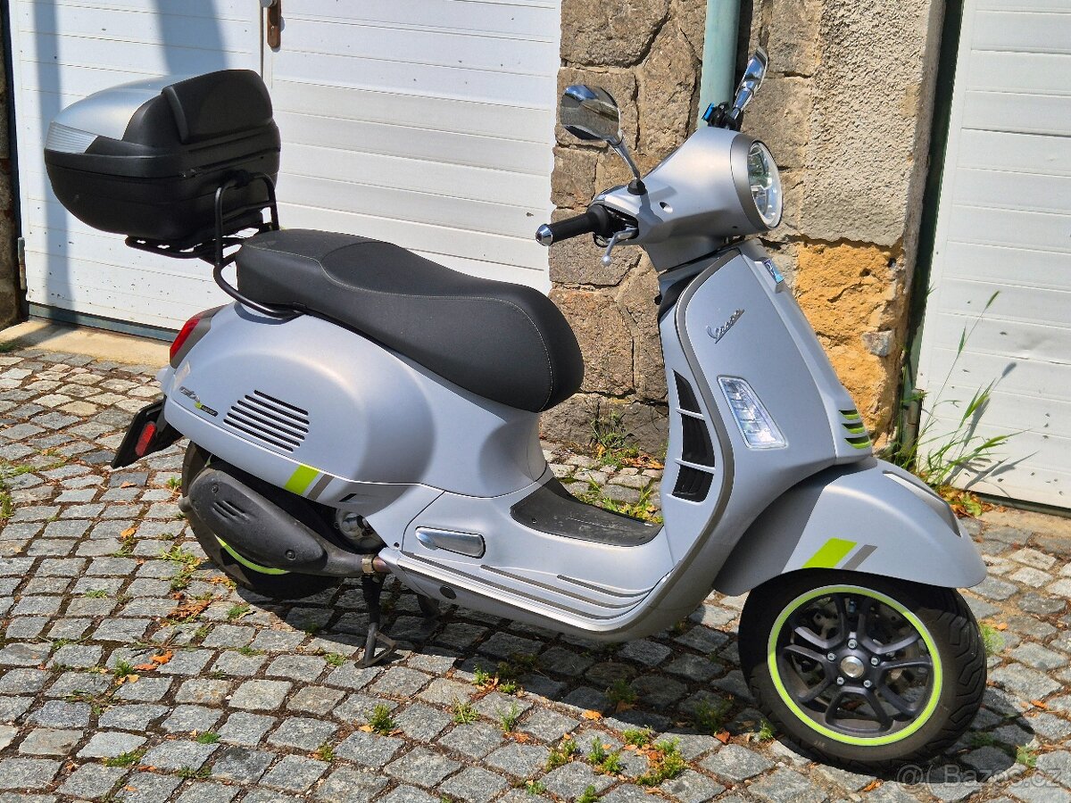 Vespa GTS 300 SuperTech EURO 5 - 2