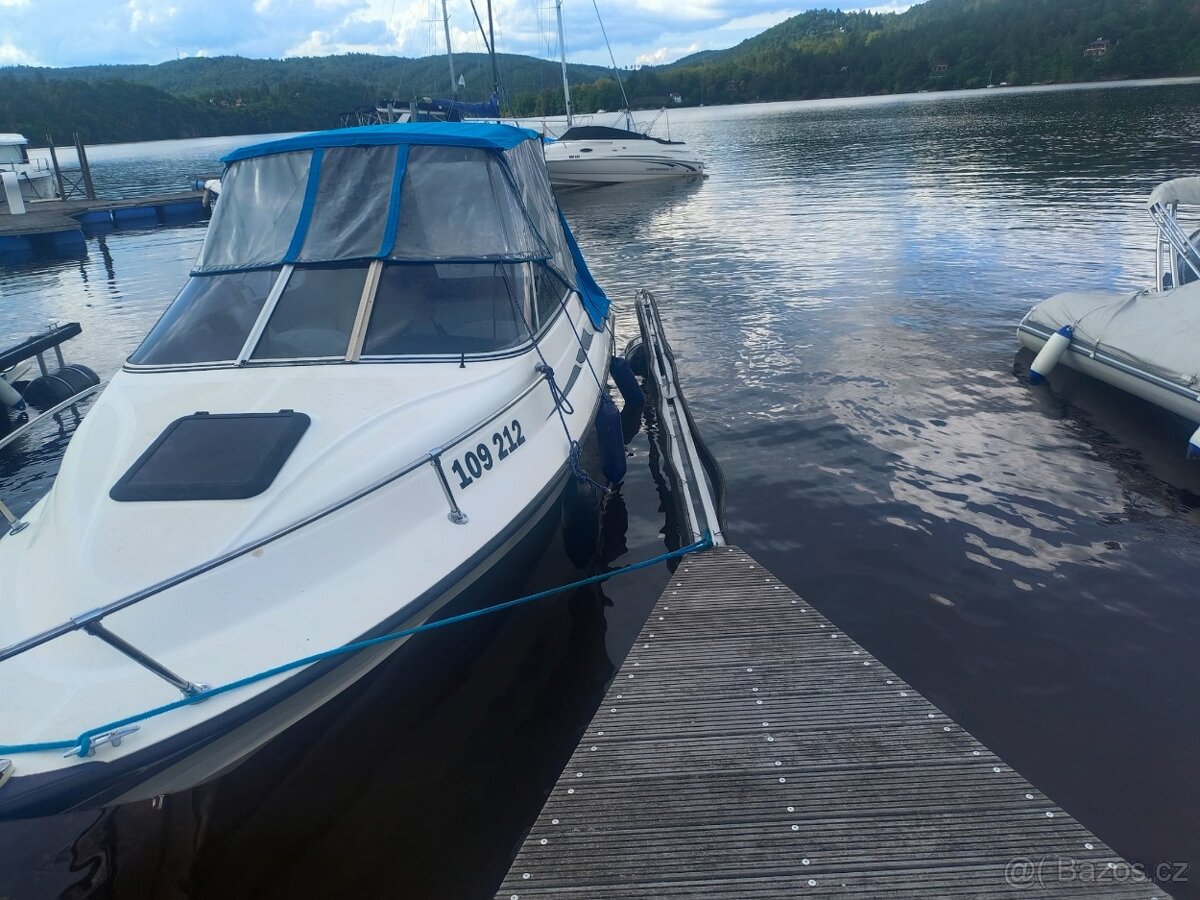 Bayliner 1952 RV 2002 - 2