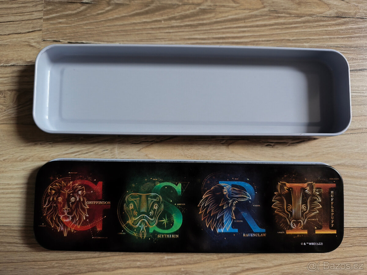 Harry Potter plechový penál + dárkové předměty - 2