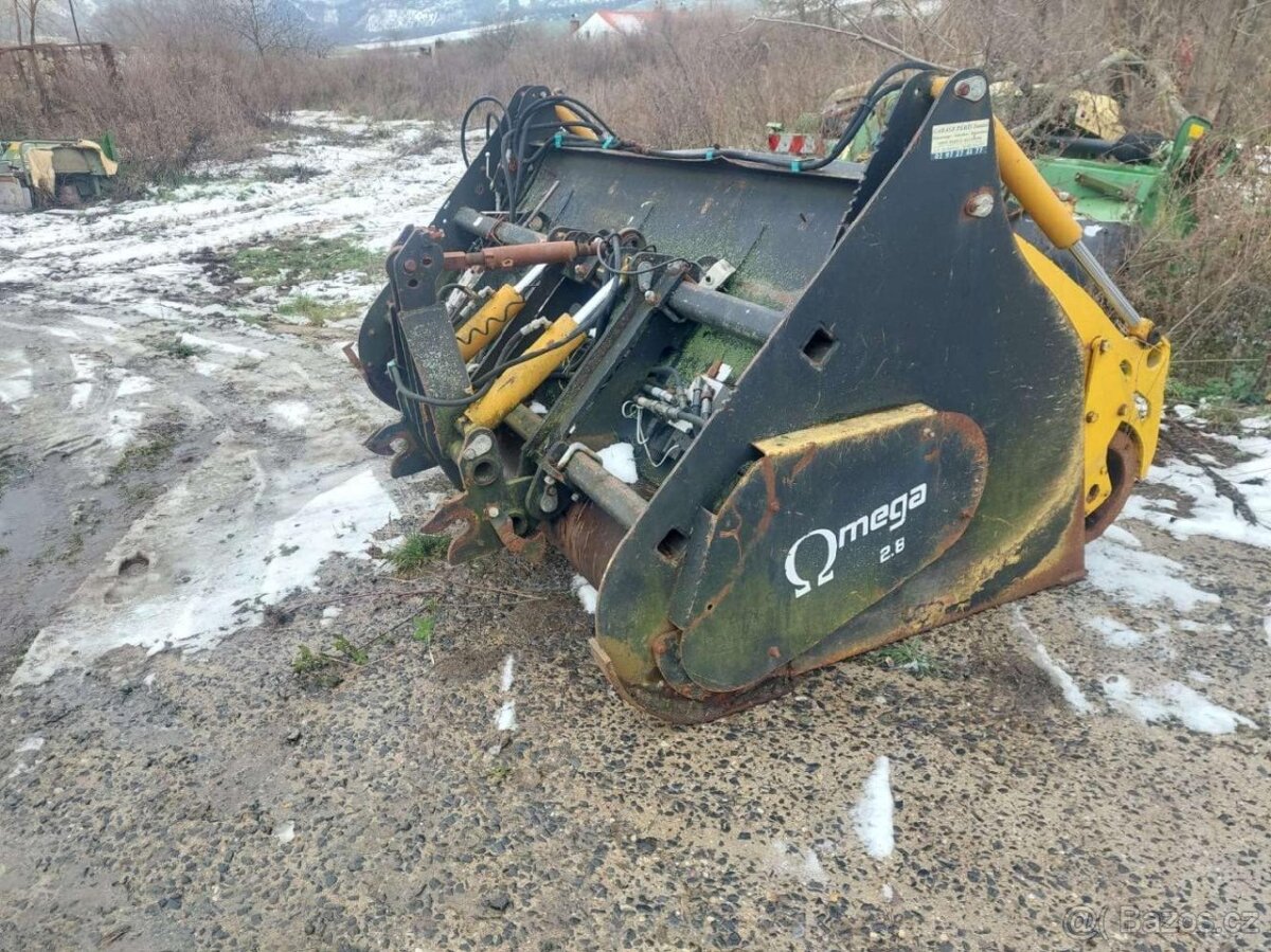 Prodám krmnou lžíci Emily - 2