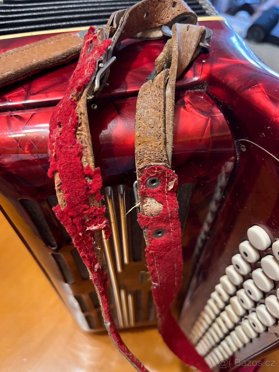 Prodám knoflíkový akordeon - 2