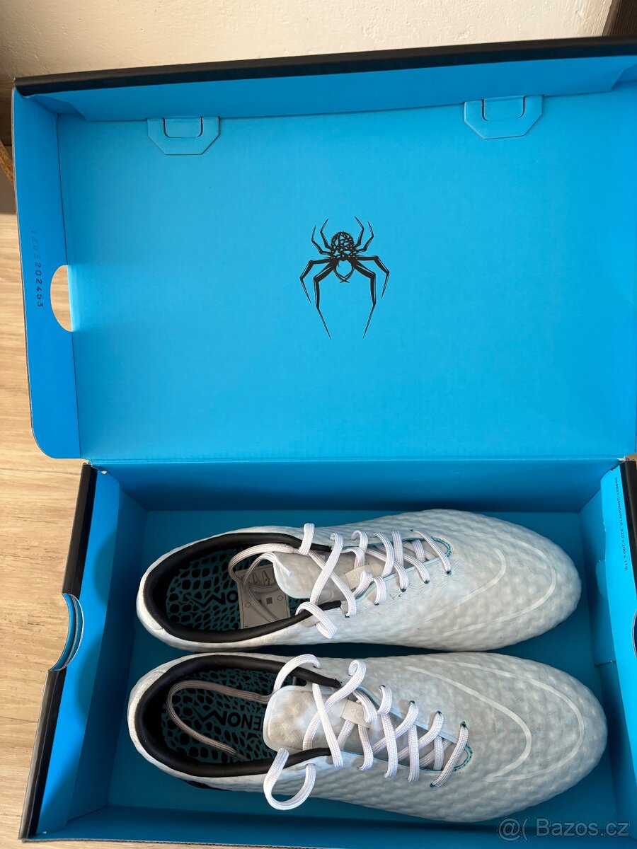 Kopačky Nike Hypervenom Phantom Hydra - 2